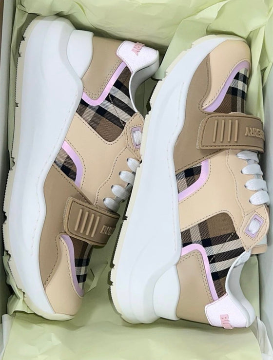 Burberry Ramsey Pink