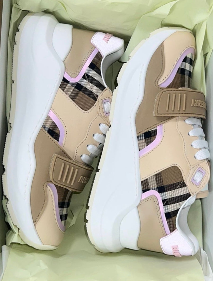Burberry Ramsey Pink